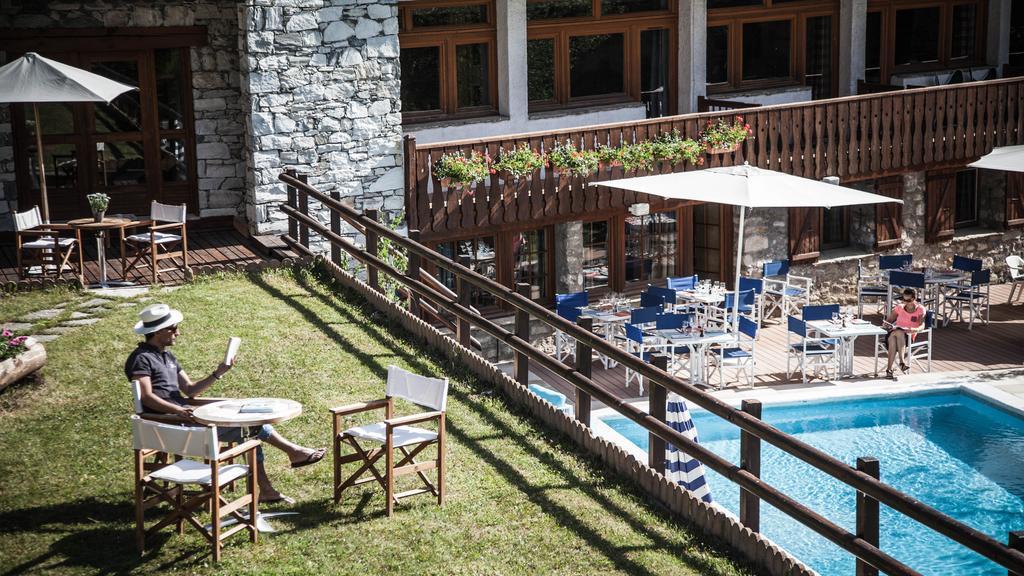 Hotel Altitude Val-d'Isere Exterior photo