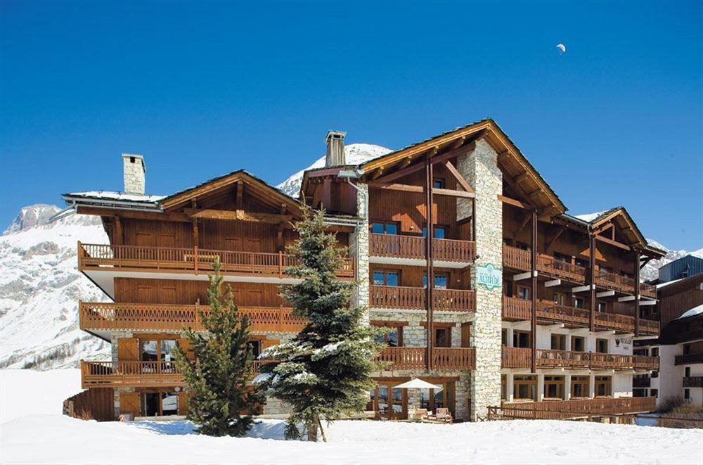 Hotel Altitude Val-d'Isere Exterior photo