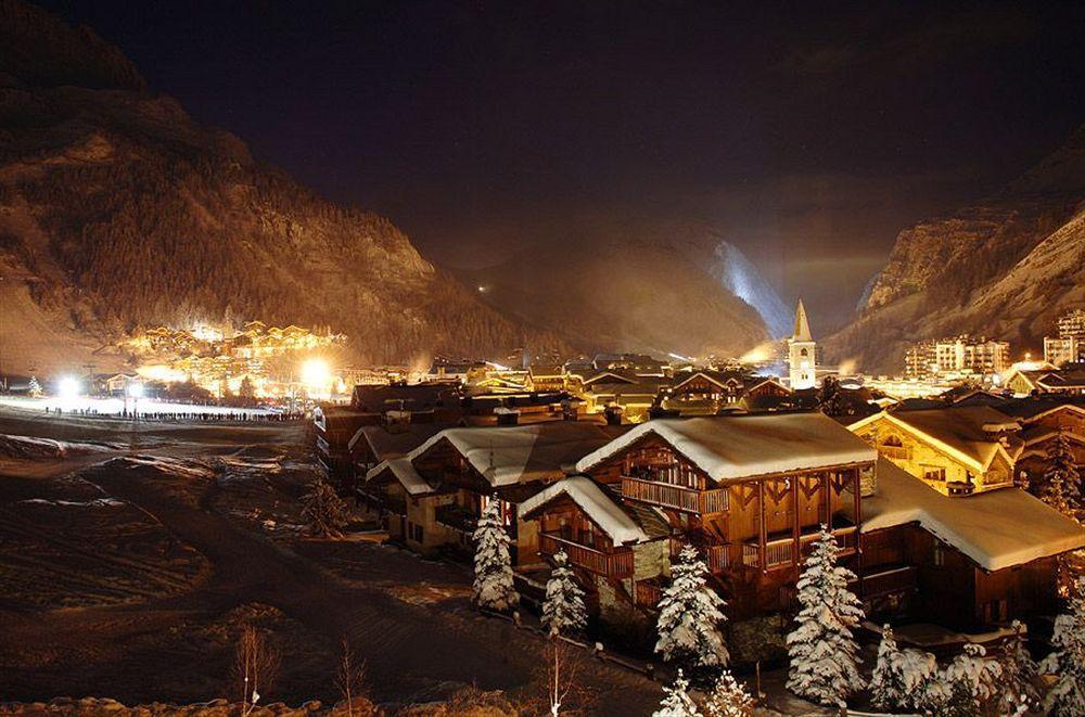 Hotel Altitude Val-d'Isere Exterior photo